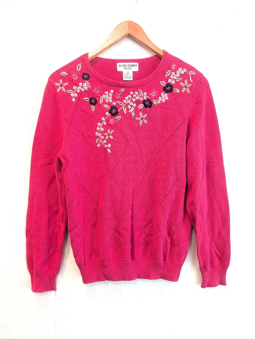 VINTAGE Alfred Dunner Flower Embroidered Pink Knit Crewneck Sweater